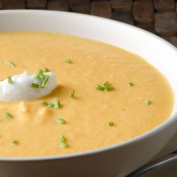 Σούπα με πατάτα, καρότο και ρίγανη