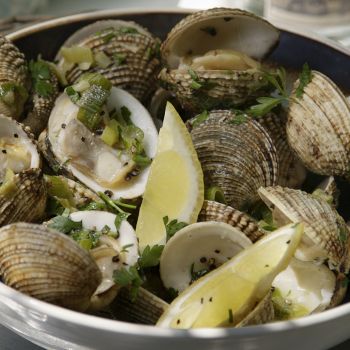 Πώς πλένουμε τα κυδώνια (vongole)