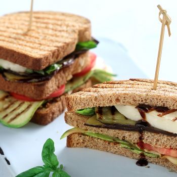 Club sandwich με ψητά λαχανικά