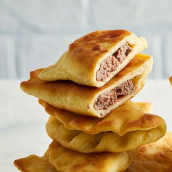 Μπουρέκι με κιμά από την Κριμαία (Cig börek)