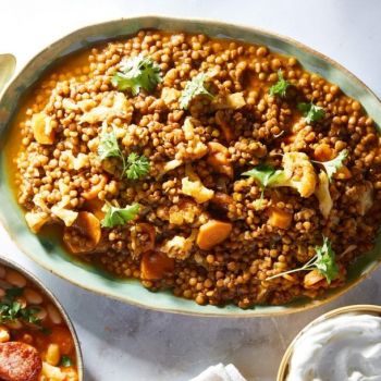 Φακές με κάρι και χειμωνιάτικα λαχανικά