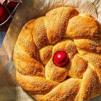 Λαμπρόψωμο με γλυκάνισο